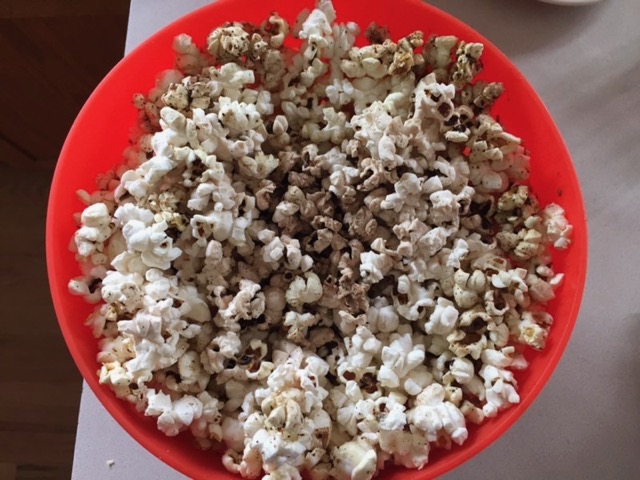 popcorn seasoned with za'atar